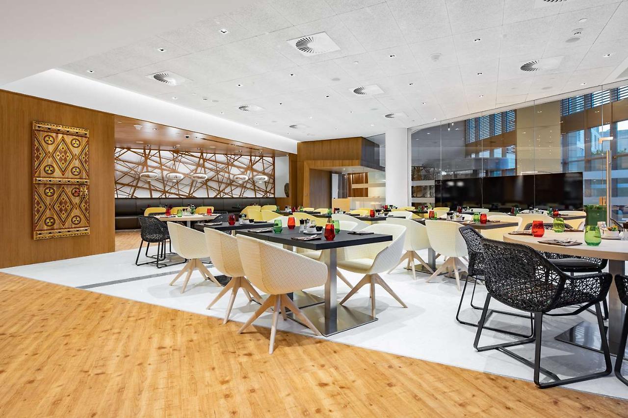 Radisson Blu Hotel & Residence, Riyadh Diplomatic Quarter מראה חיצוני תמונה