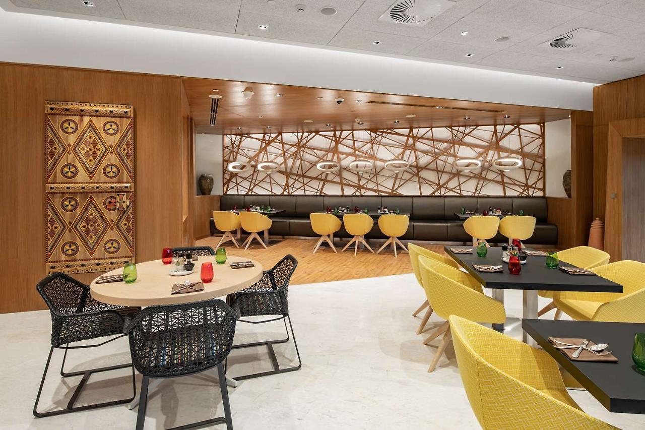 Radisson Blu Hotel & Residence, Riyadh Diplomatic Quarter מראה חיצוני תמונה