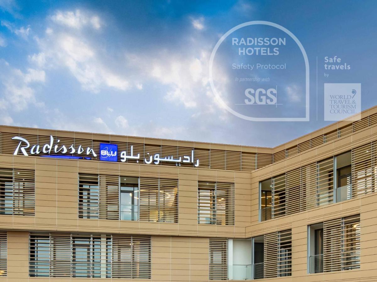 Radisson Blu Hotel & Residence, Riyadh Diplomatic Quarter מראה חיצוני תמונה